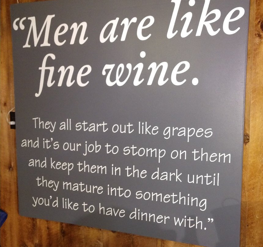 Brookmere's Vineyard Inn主图