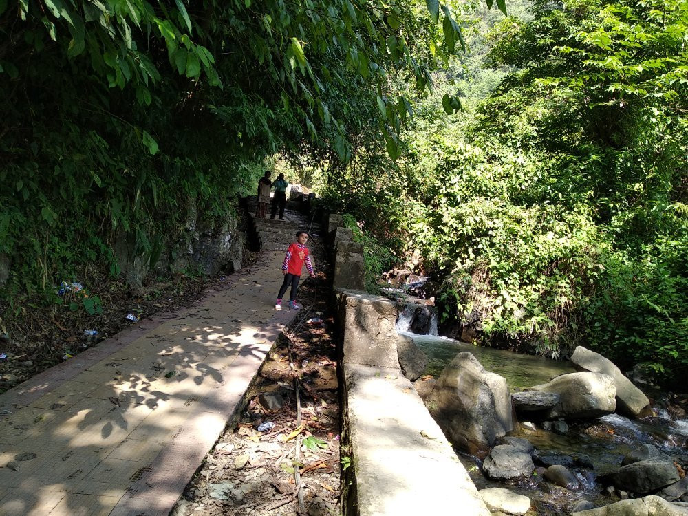 Sadu Chiru Waterfalls-Imphal West District必去景点