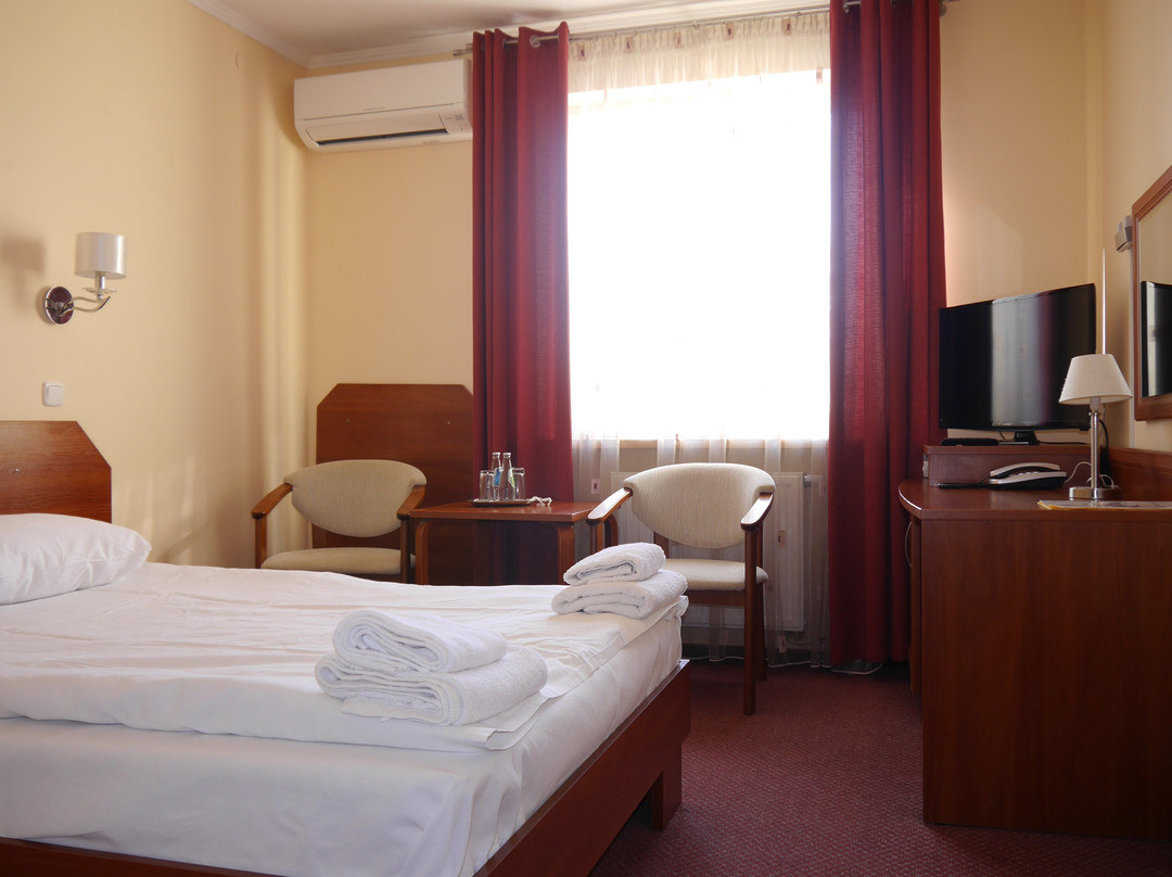 Hotel Restauracja Leliwa主图