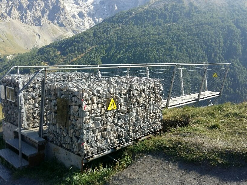 Le Pas Dans le Vide-La Grave必去景点