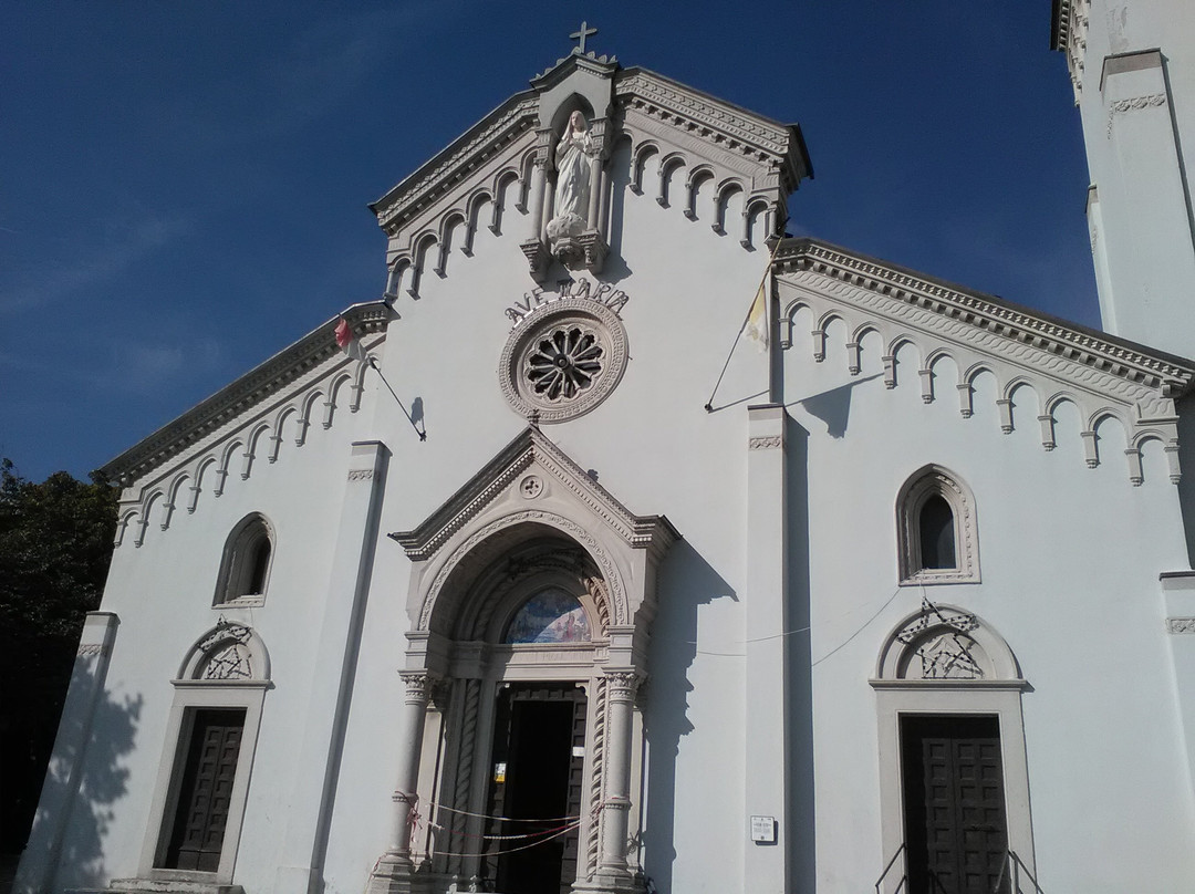 Santuario della Madonna del Cerro-Sassoferrato必去景点