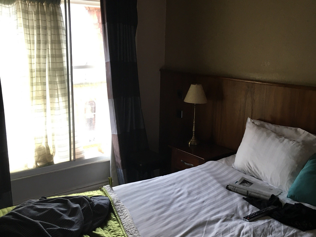 Central Hotel主图