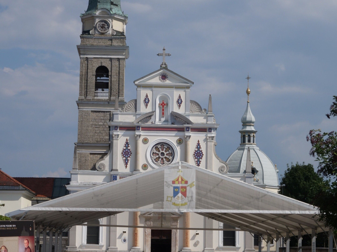 Basilica of Mary Help of Christians-Brezje必去景点