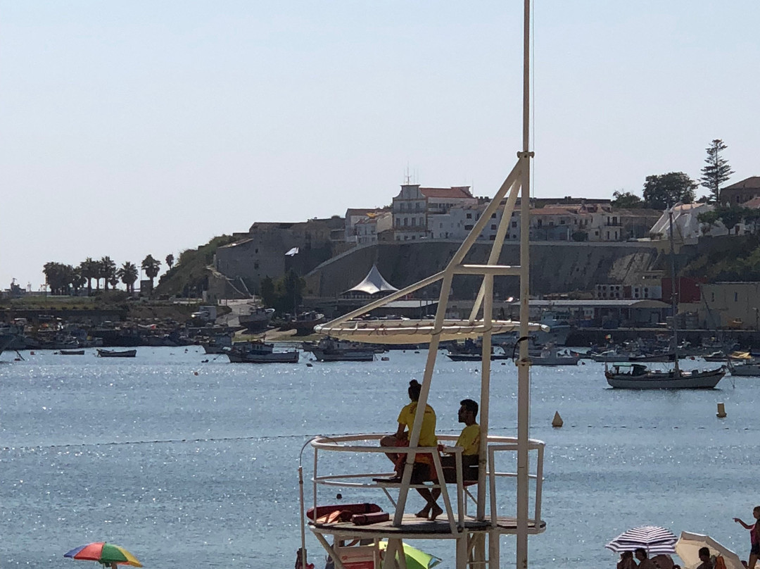 Praia Vasco da Gama-Sines必去景点