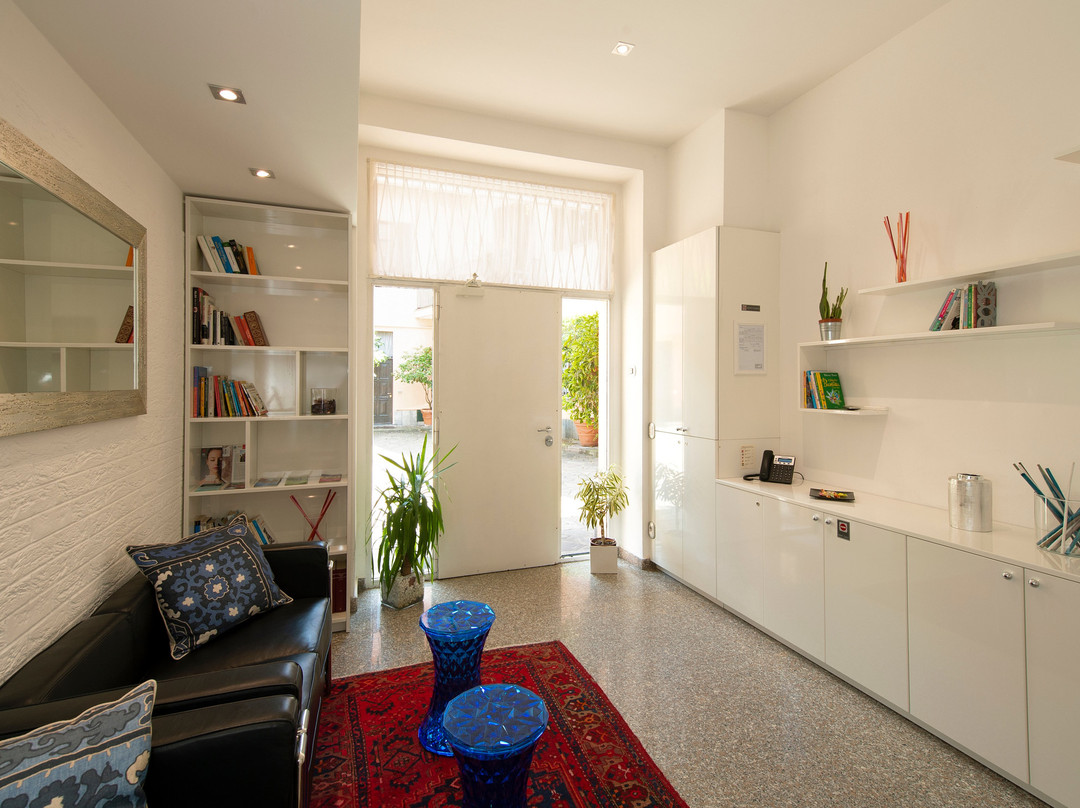 Monza City Rooms & Studios主图