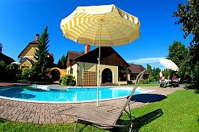 Weingut Rebenhof Moarhauser主图