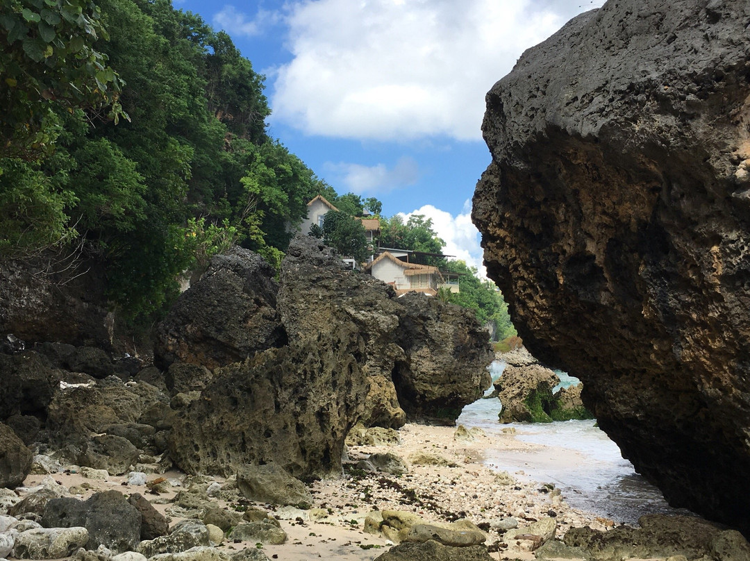 Pemutih Beach-培卡图必去景点