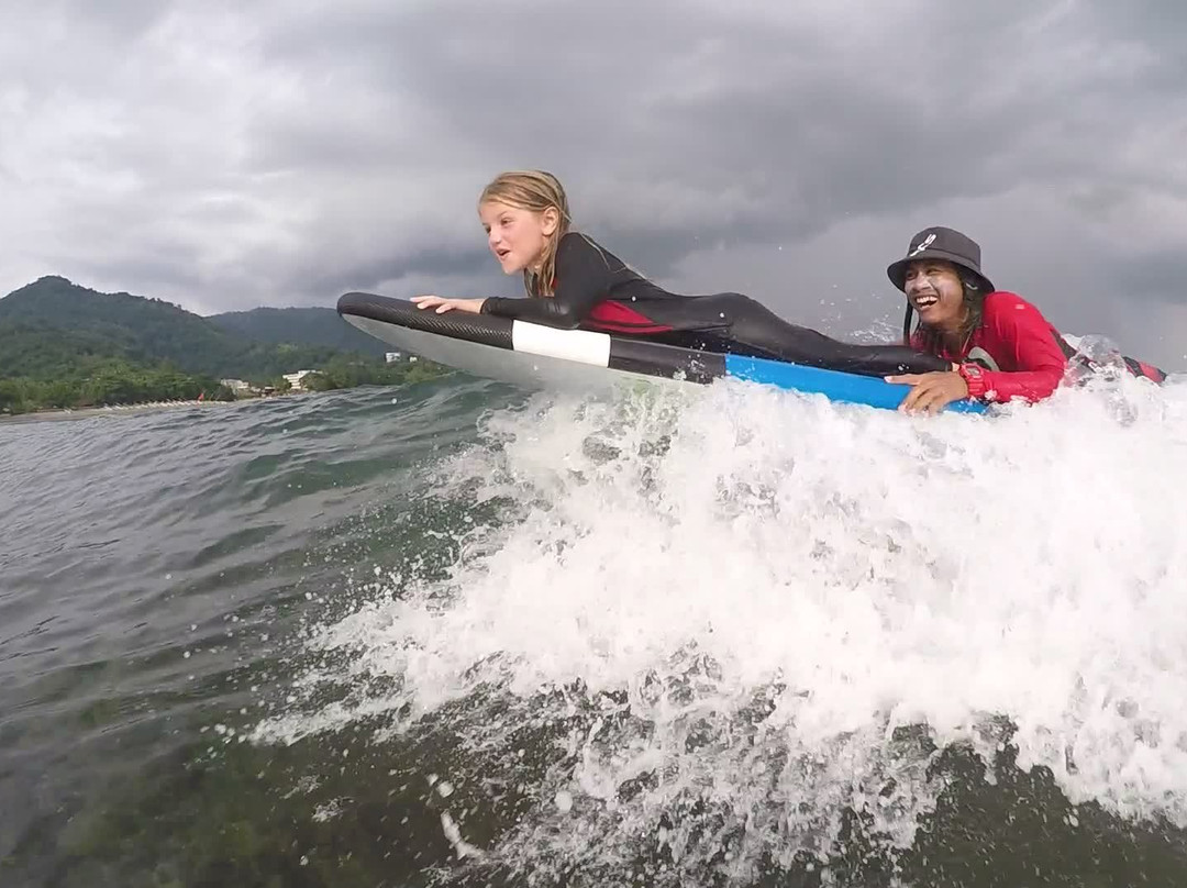 Nayaka Surf School景点图片