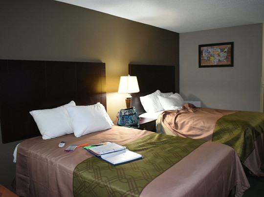 Brentwood Inn and Suites主图