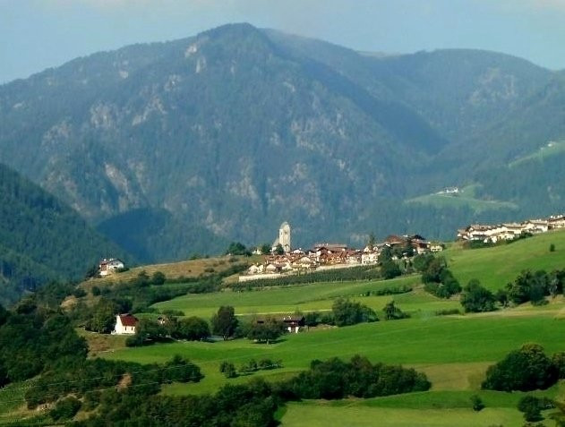 Chiesa di San Valentino景点图片