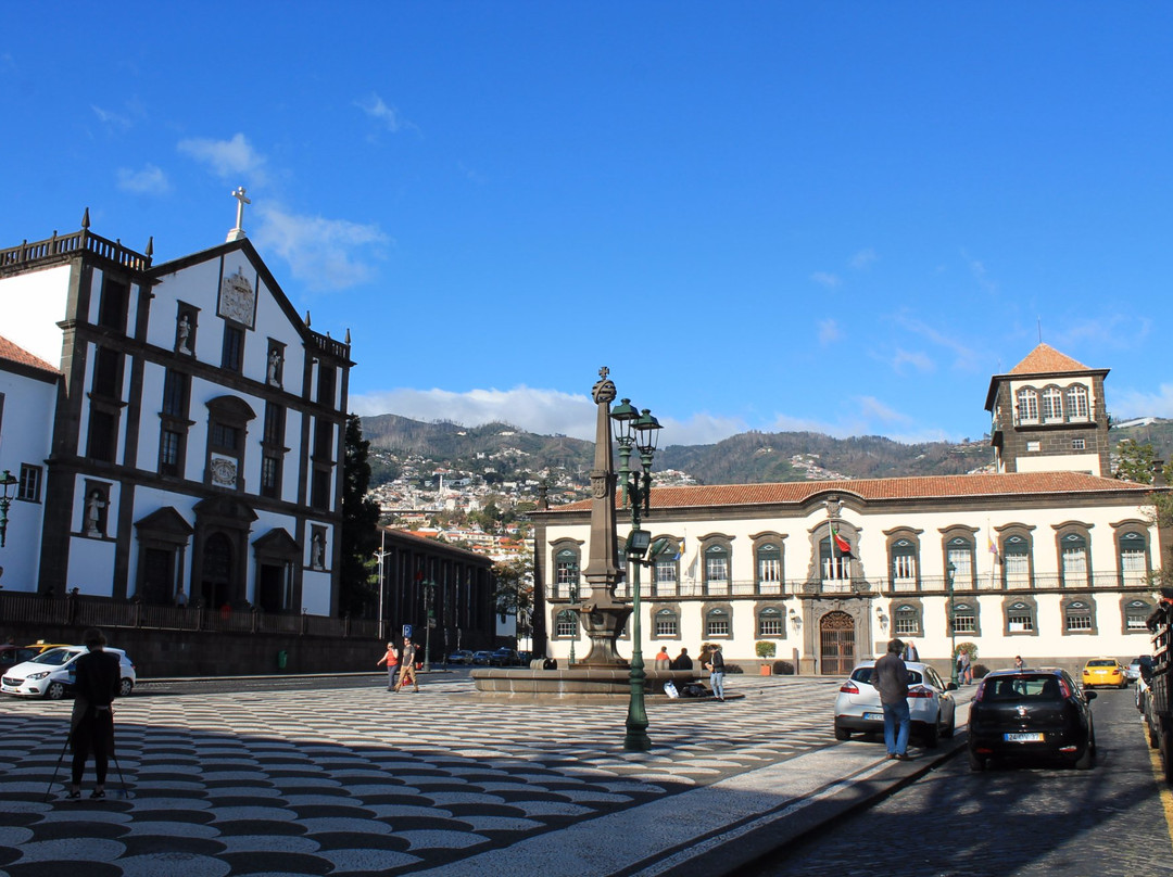 Praça do Município-沙尔必去景点