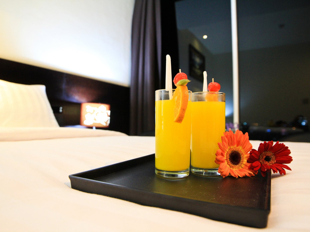 Continent Centrepoint Hotel主图