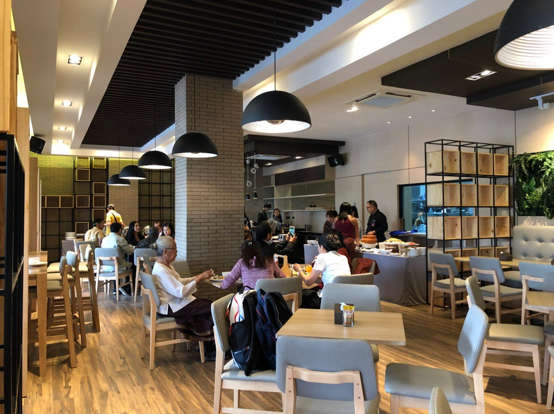 Nadee 10 Resort & Hotel主图