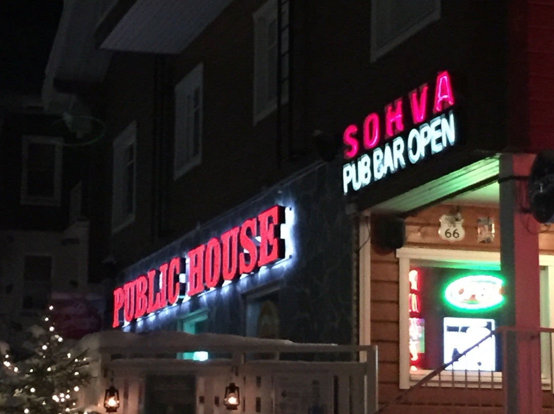 Public House Sohva