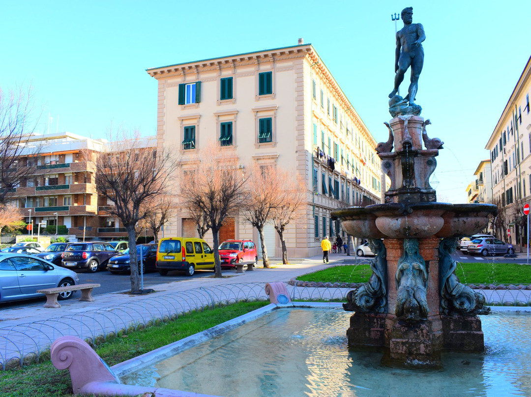 Fontana del Nettuno景点图片