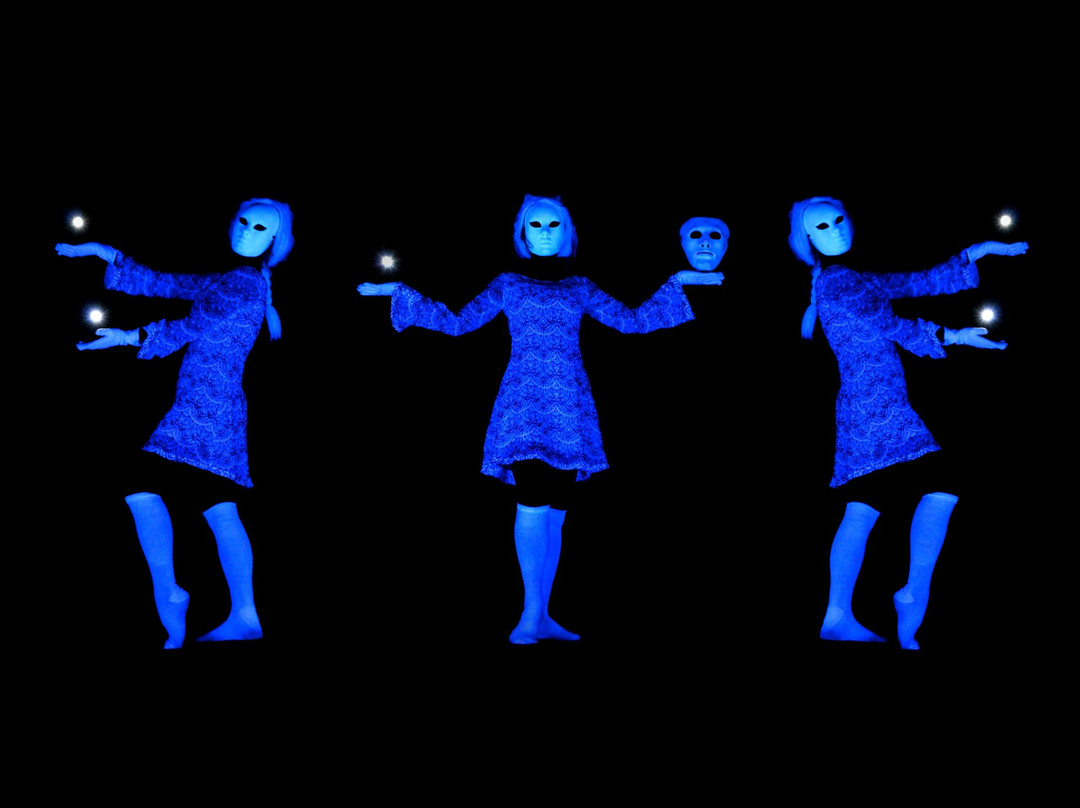 HILT black light theatre-布拉格必去景点