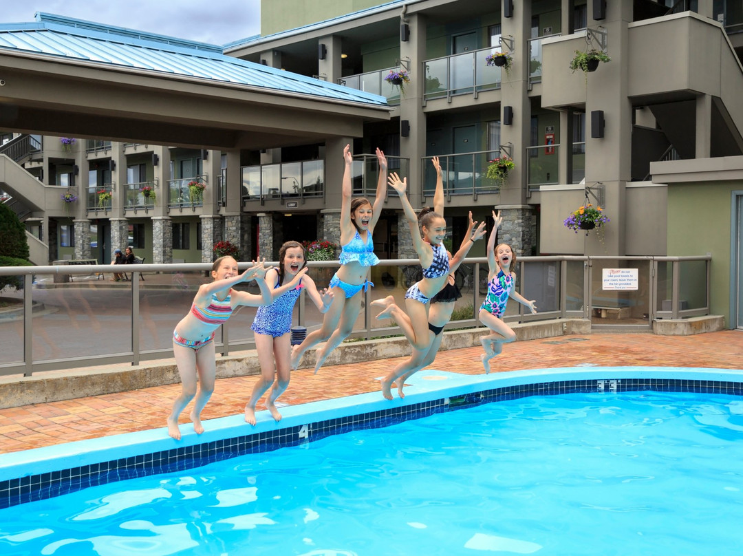 Accent Inn Kelowna主图