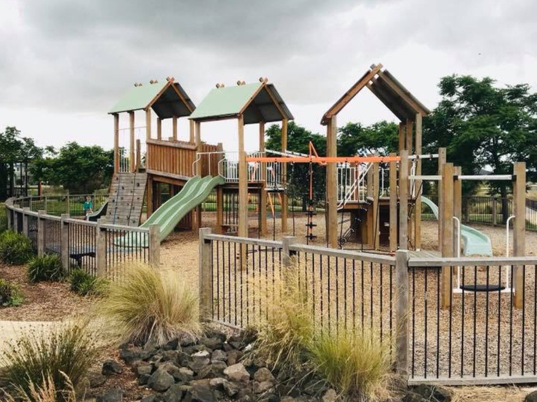 Grand Lakes Estate Playground-Lara必去景点