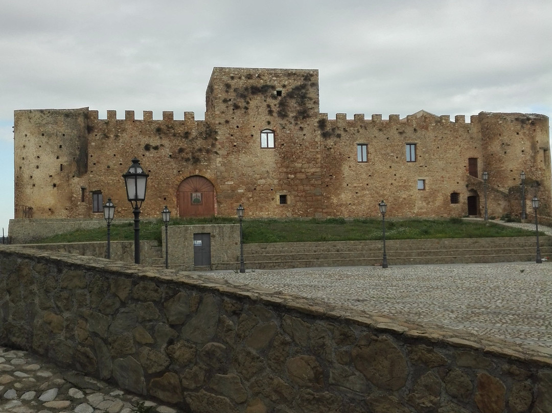 Castello di Strongoli-Strongoli必去景点