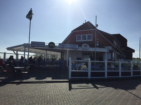 Wangerland餐馆和美食-Kaptn's Fischhus
