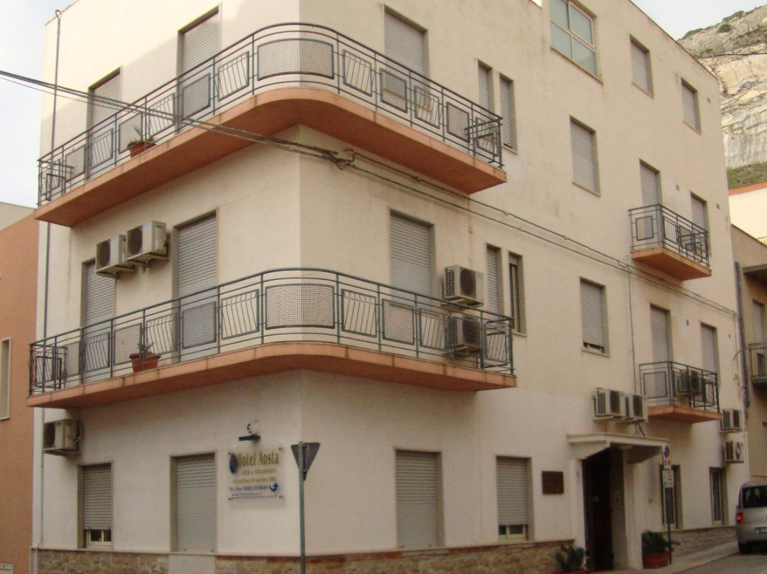 Hotel Aosta主图