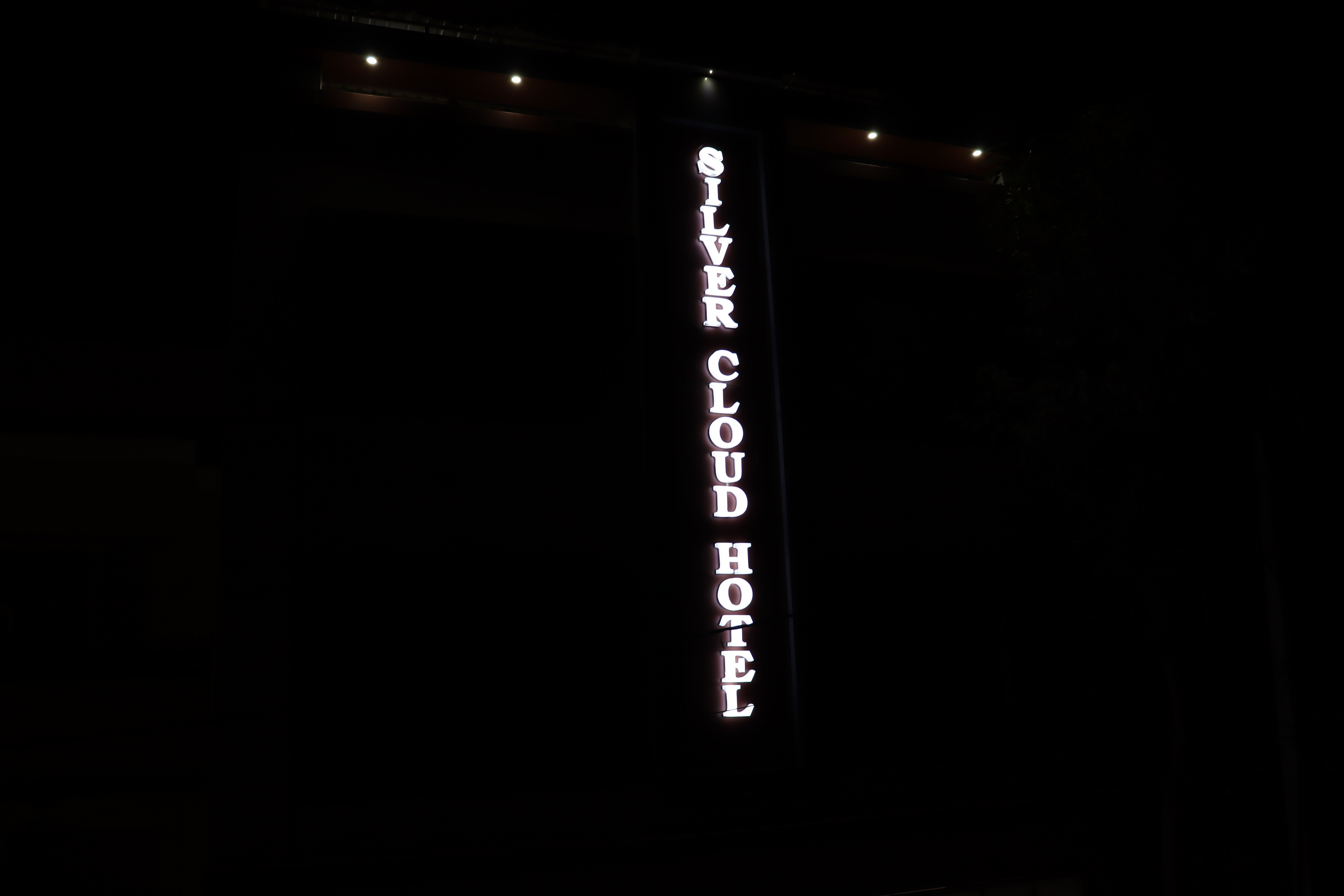 Silver Cloud Hotel-浴室