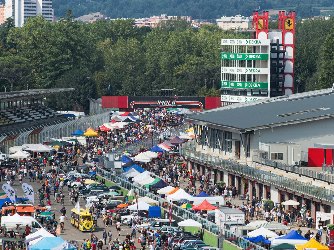 Autodromo Enzo E Dino Ferrari-伊莫拉必去景点