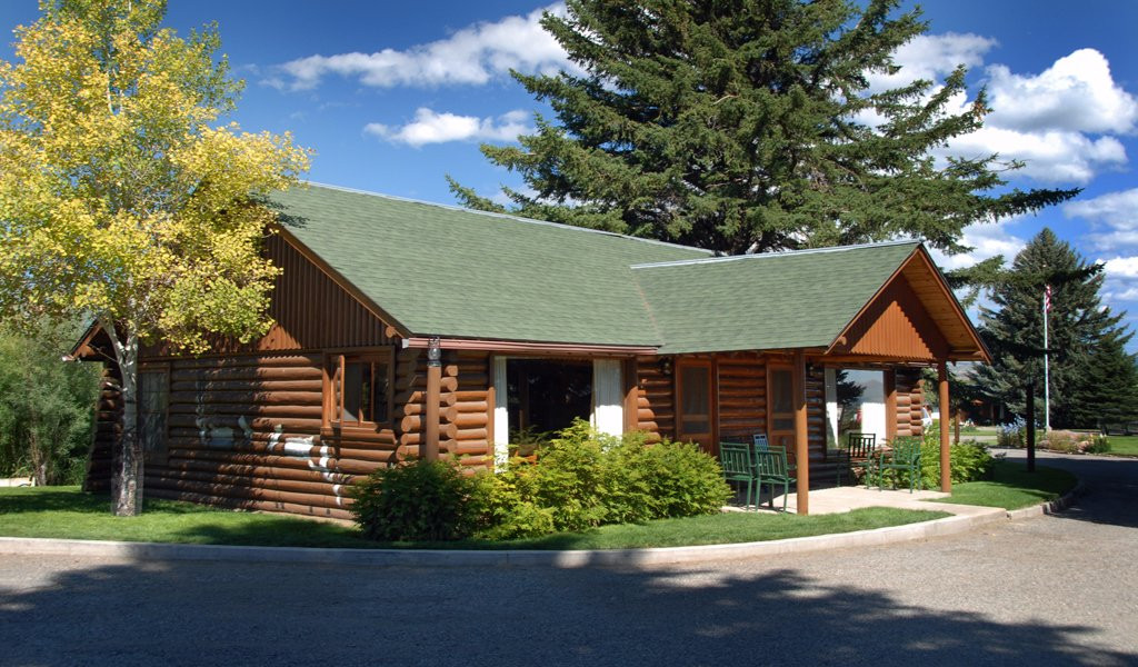 El Western Cabins & Lodges