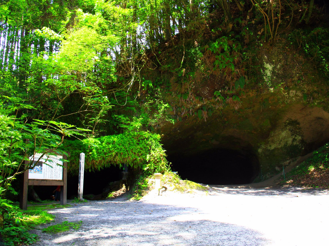 Mizonokuchi Cave-曾于市必去景点