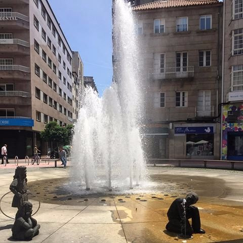 Glorieta de Compostela - Fuente de los niños景点图片
