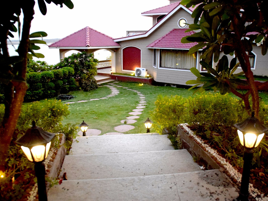 Touchwood Resort主图