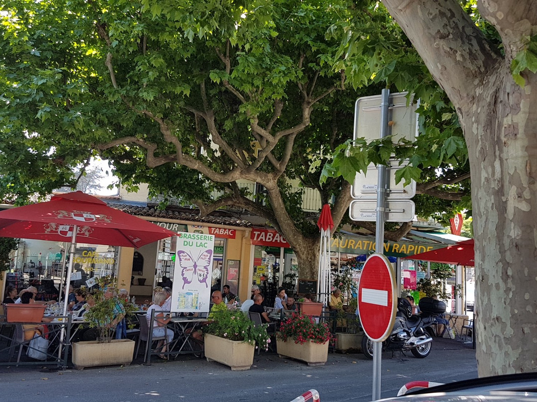 Brasserie Du Lac Loto Tabac Pmu Bar