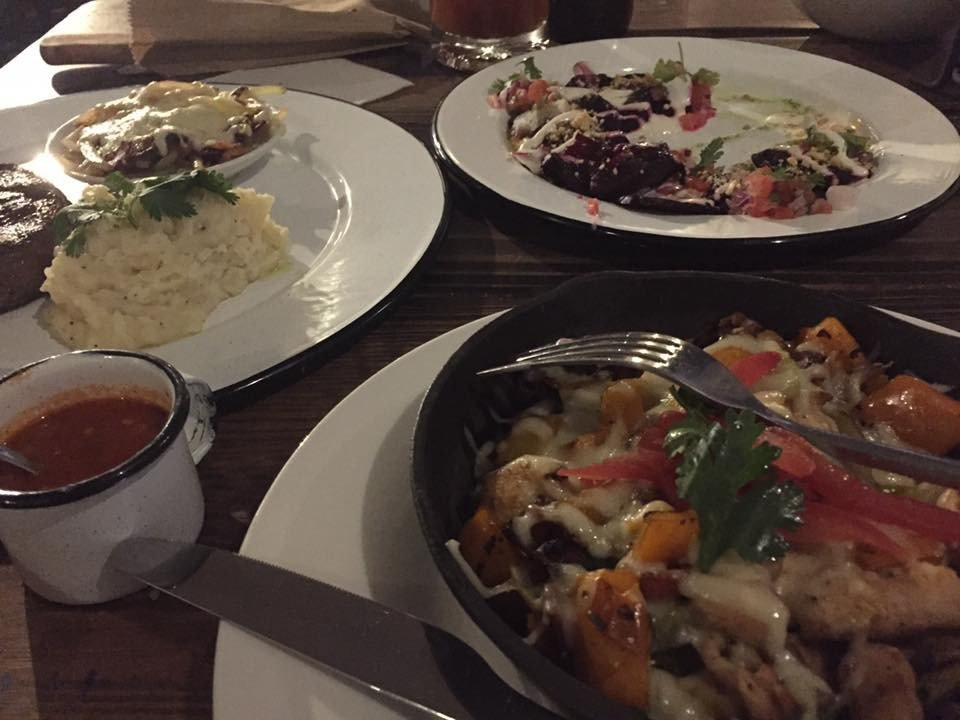 Ciudad Acuna餐馆和美食-Barra Santa