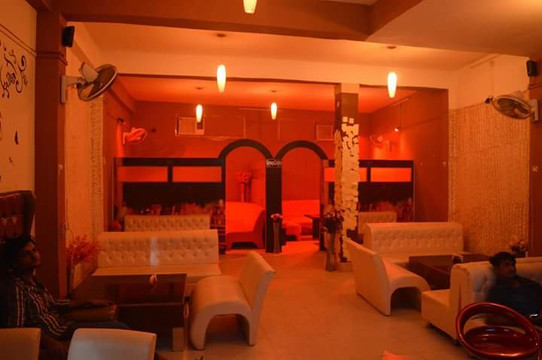 Azamgarh餐馆和美食-DC the Lounge