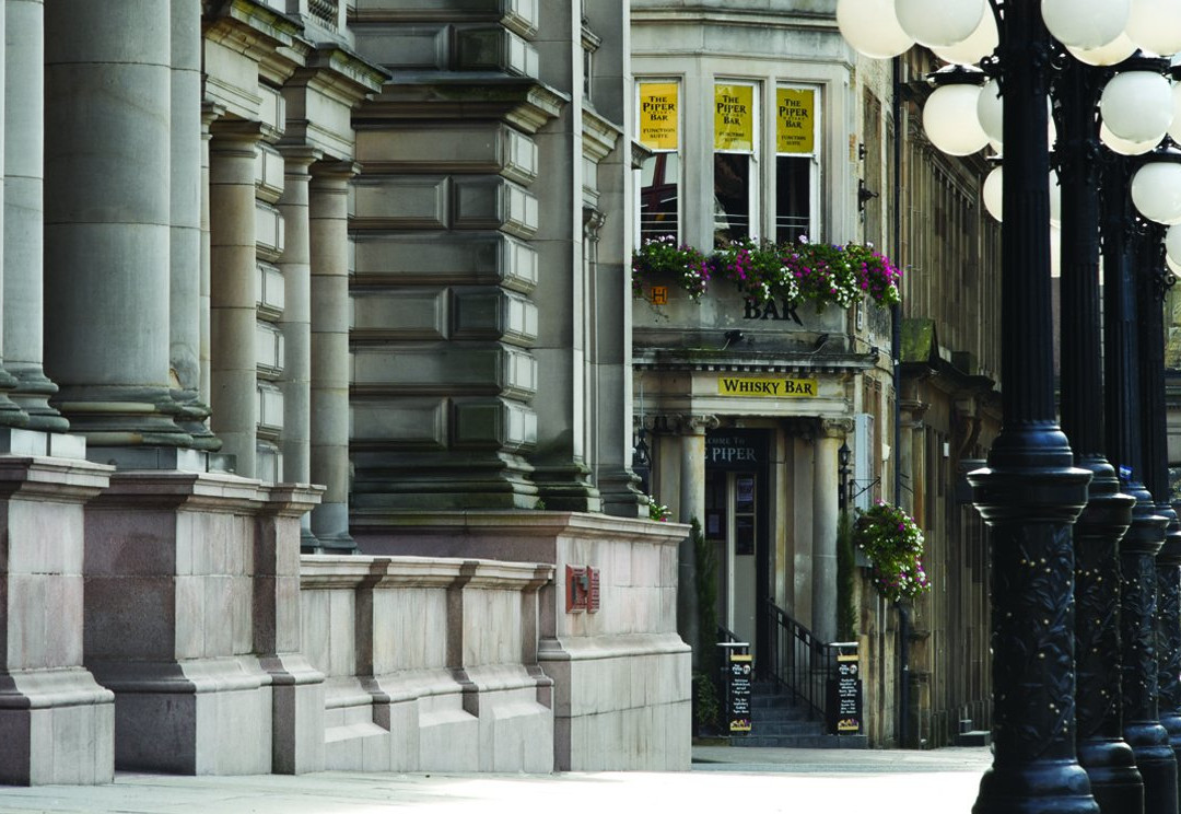 The Piper Bar