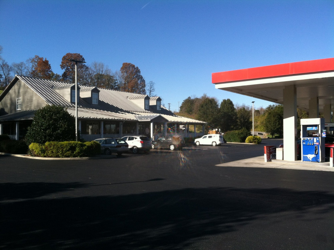 Fincastle餐馆和美食-Brugh's Mill Country Store