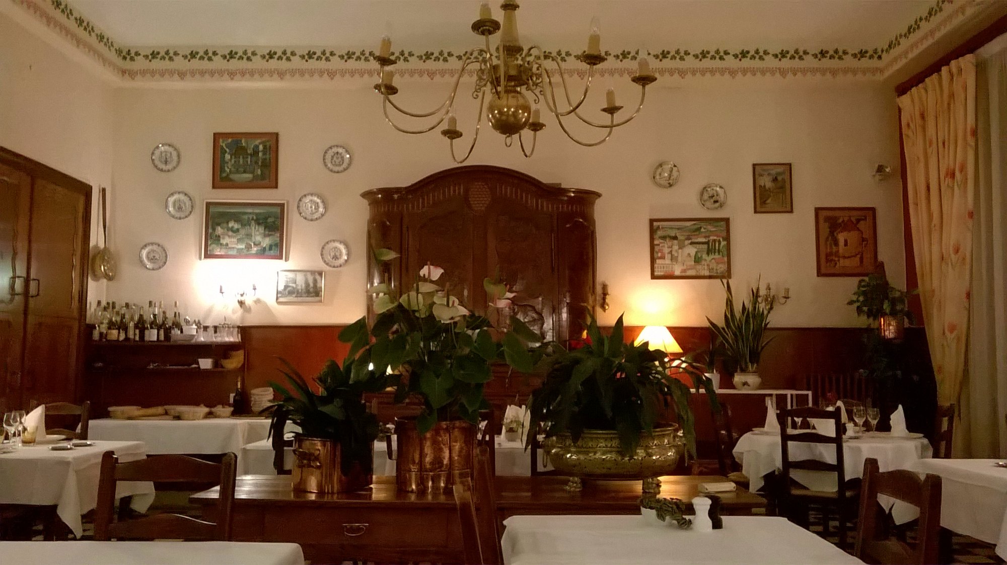 Hotel du Commerce-餐饮