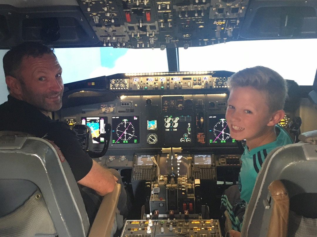 Flightdeck Simulator-谢菲尔德必去景点