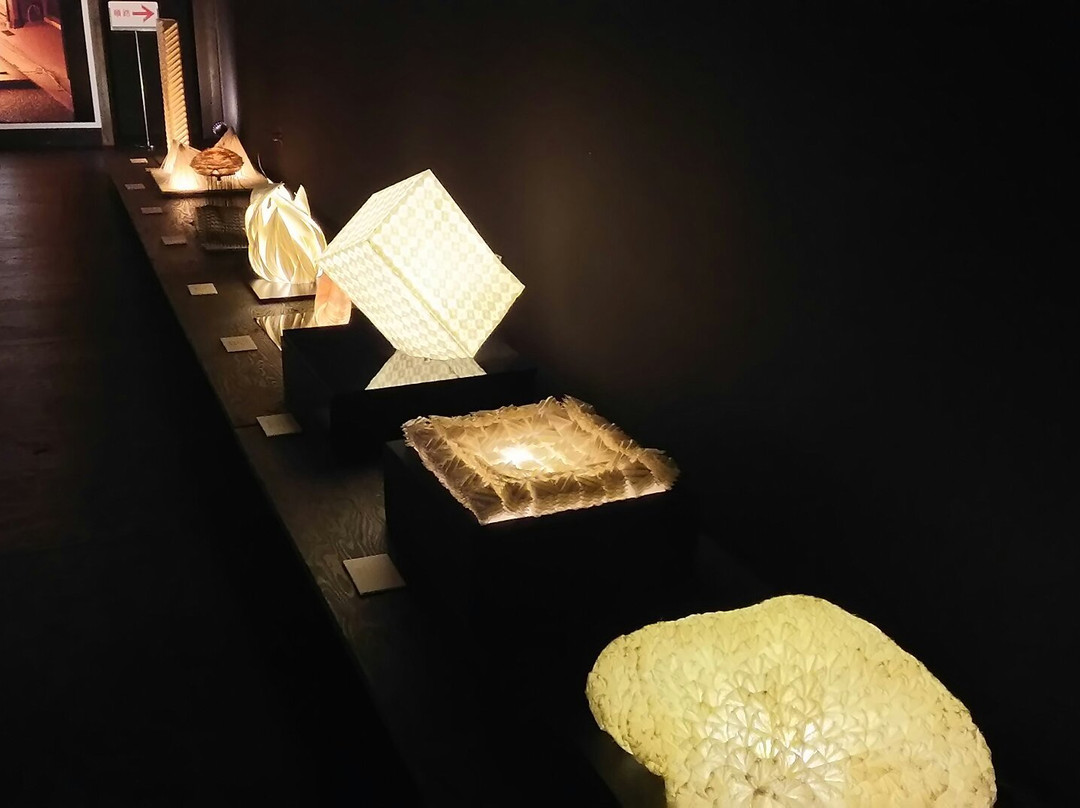 Mino Washi Akari Art Hall-美浓市必去景点