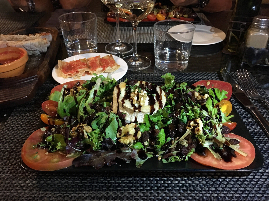 Hostal d' Escadarcs主图