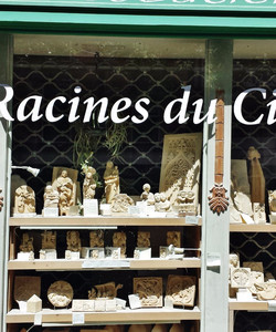 Les Racines du Ciel景点门票图片