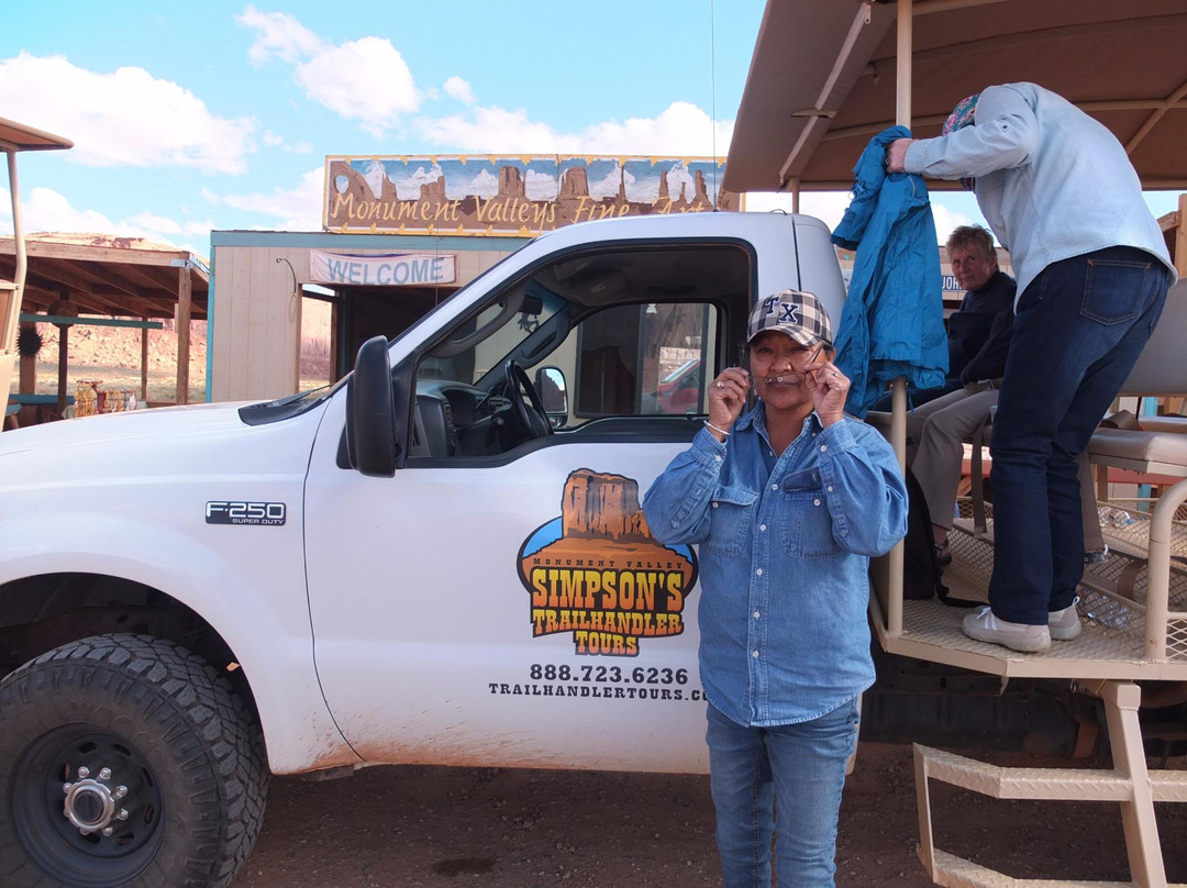 Navajo Jeep Tours-纪念碑公园必去景点