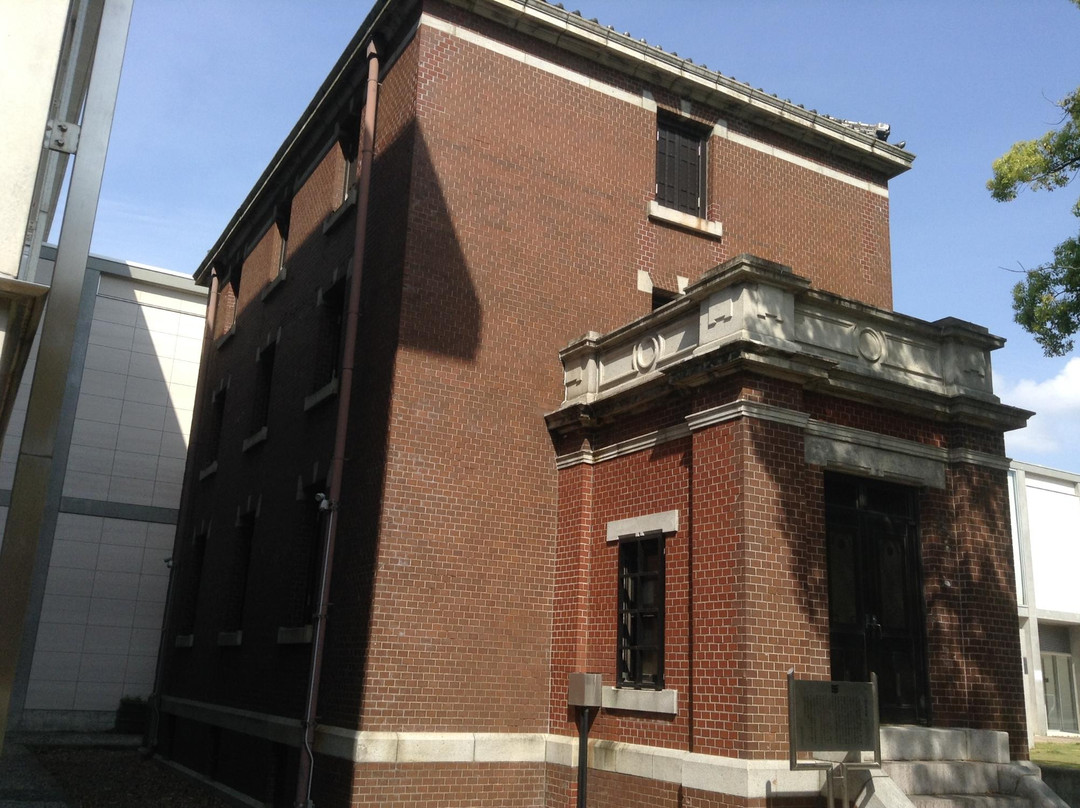 Nishio City Iwase Bunko Library-西尾市必去景点