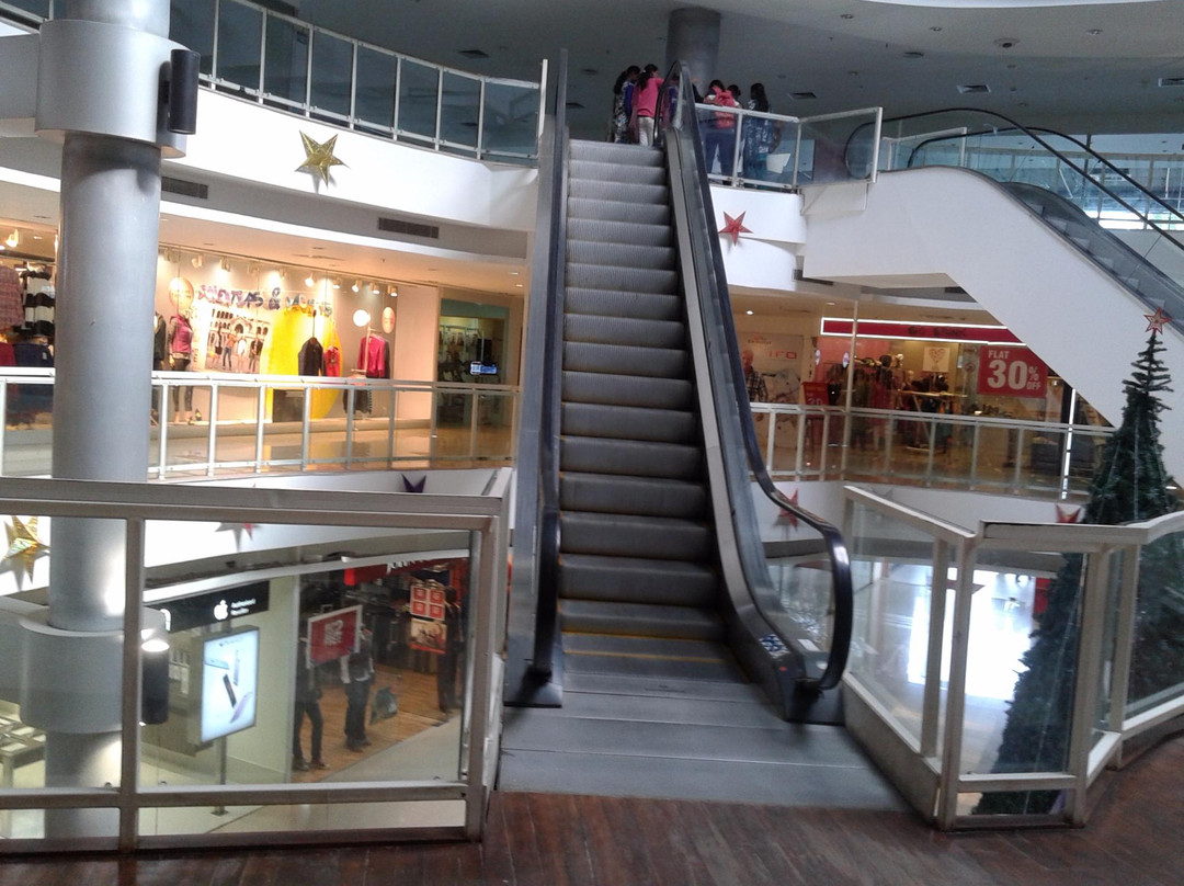BM Habitat Mall景点图片