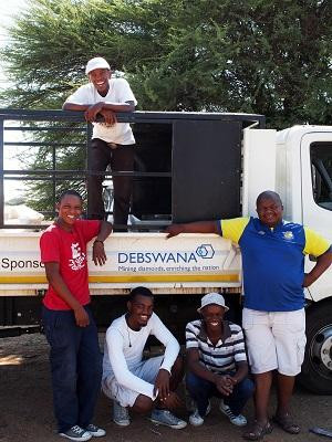 Somarelang Tikologo (Environment Watch Botswana)-嘉伯隆里必去景点