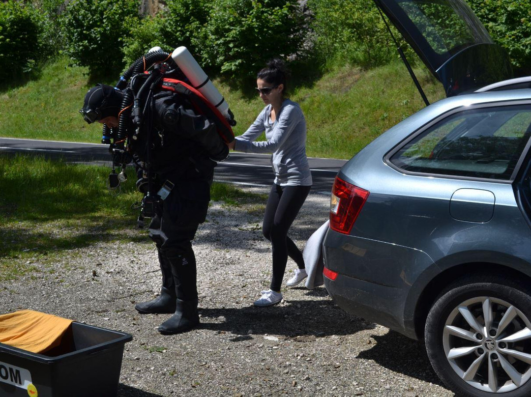 Tauchbasis Austrian Divers-阿特湖畔翁特拉赫必去景点