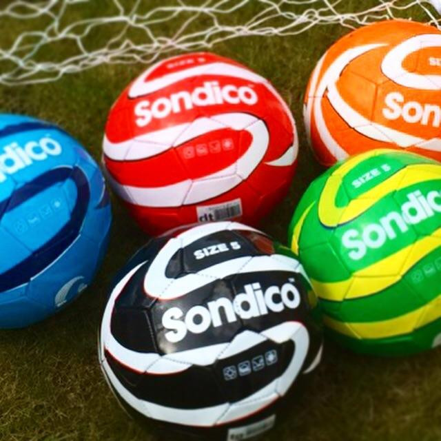 Newquay Football Golf景点图片