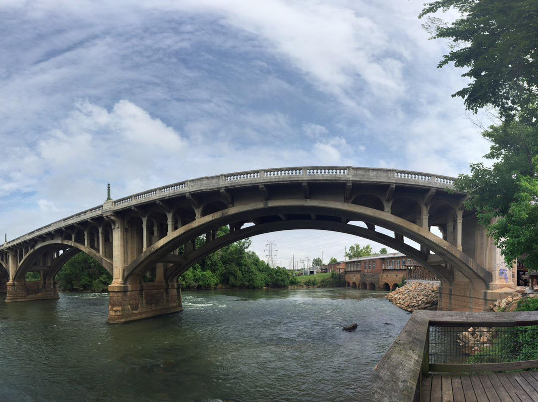 Gervais Street Bridge-West Columbia必去景点