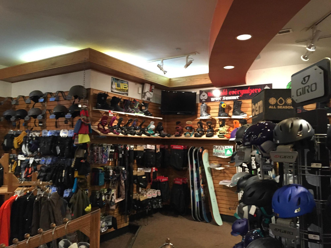 Christy Sports Ski and Snowboard-基斯通必去景点