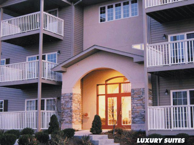 Seasons Lodge